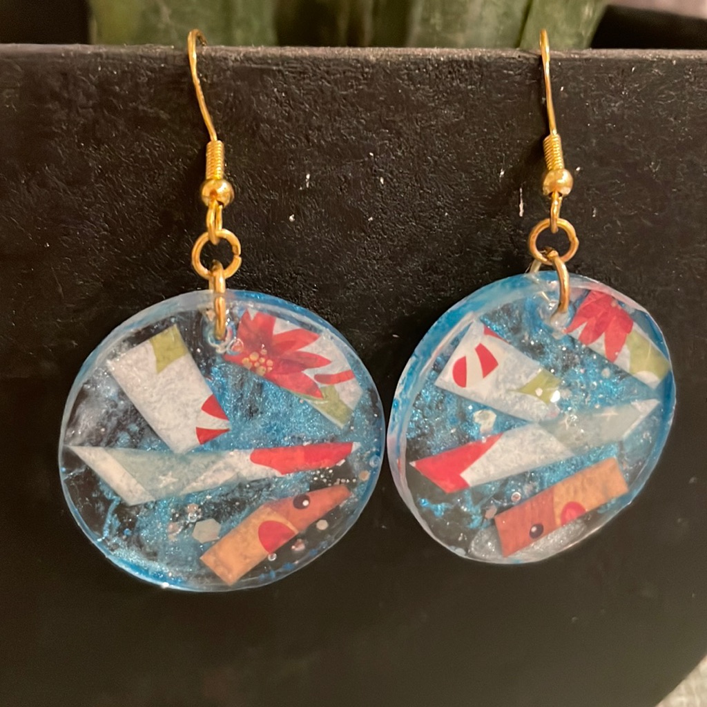 Christmas Holiday Handmade Medium Earrings Blue Circle
